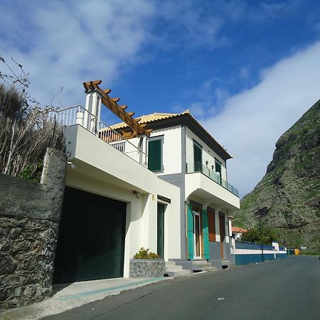 Villa A Casa Estrelícia-Dourada Garcês São Vicente Exterior foto