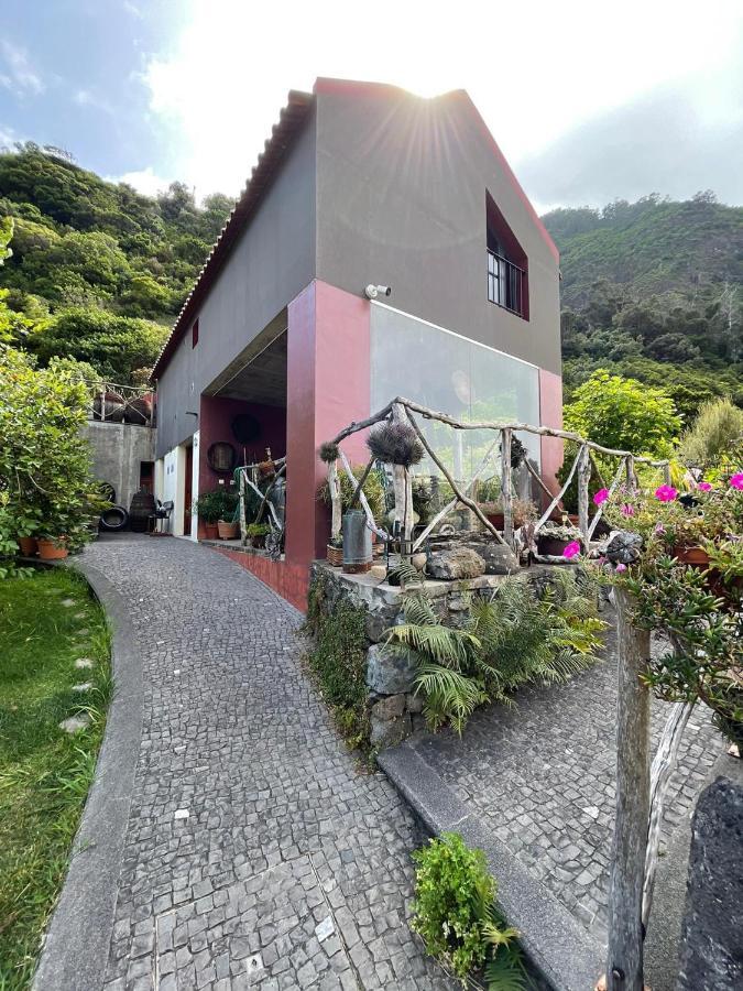 Villa A Casa Estrelícia-Dourada Garcês São Vicente Exterior foto