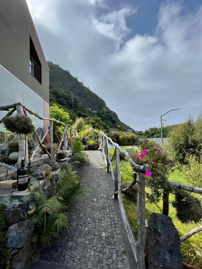 Villa A Casa Estrelícia-Dourada Garcês São Vicente Exterior foto
