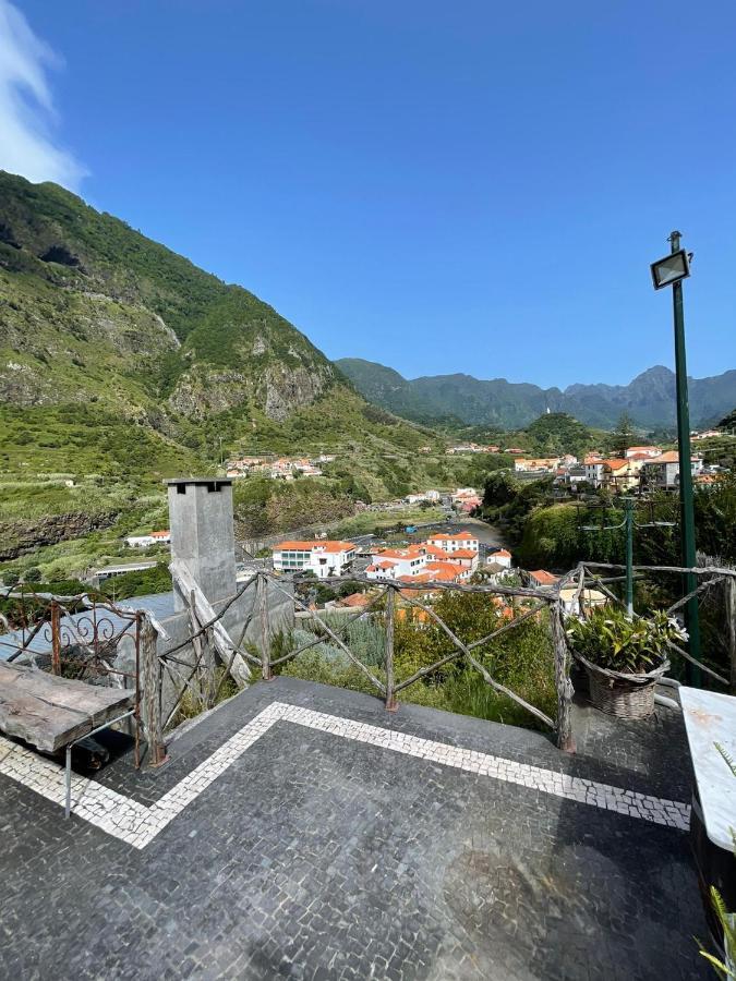 Villa A Casa Estrelícia-Dourada Garcês São Vicente Exterior foto