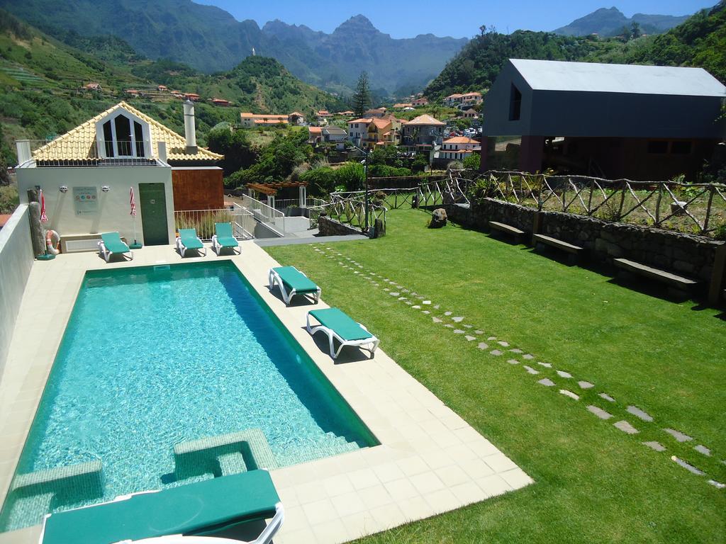 Villa A Casa Estrelícia-Dourada Garcês São Vicente Exterior foto