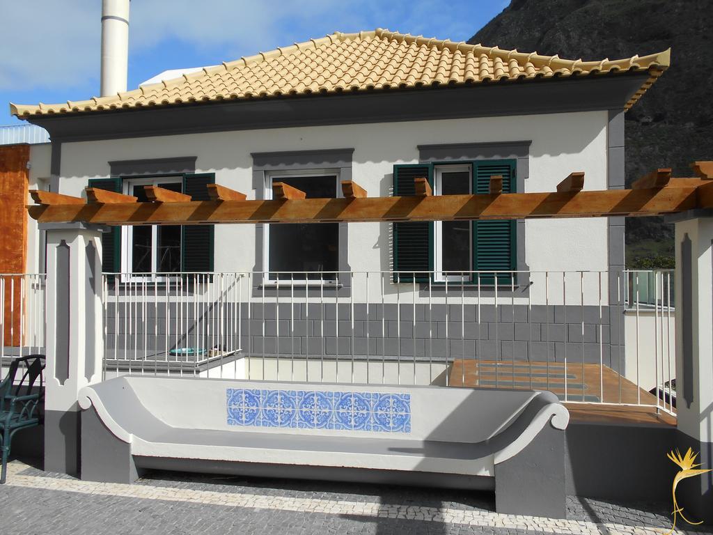 Villa A Casa Estrelícia-Dourada Garcês São Vicente Exterior foto