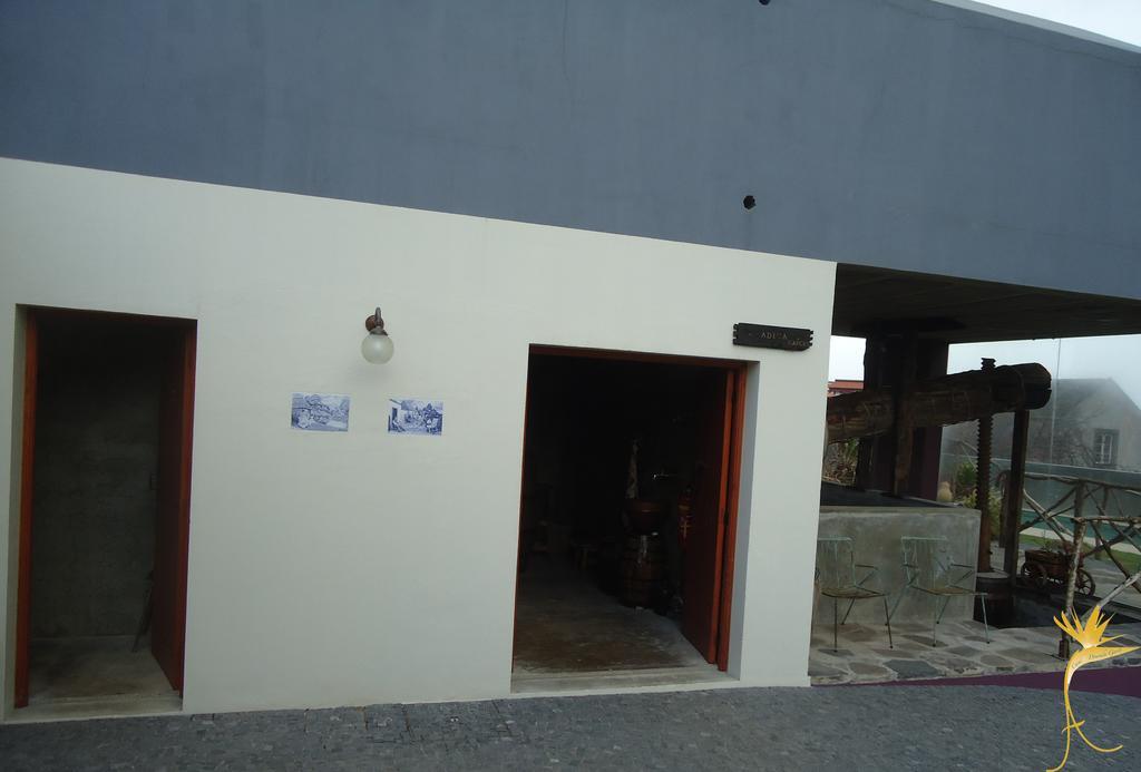Villa A Casa Estrelícia-Dourada Garcês São Vicente Exterior foto
