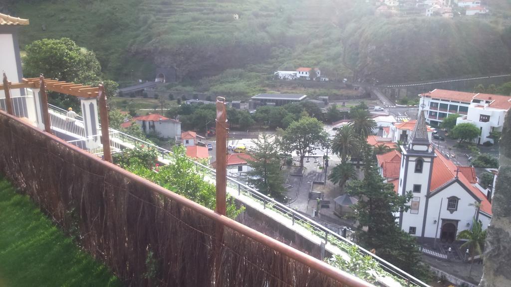 Villa A Casa Estrelícia-Dourada Garcês São Vicente Exterior foto